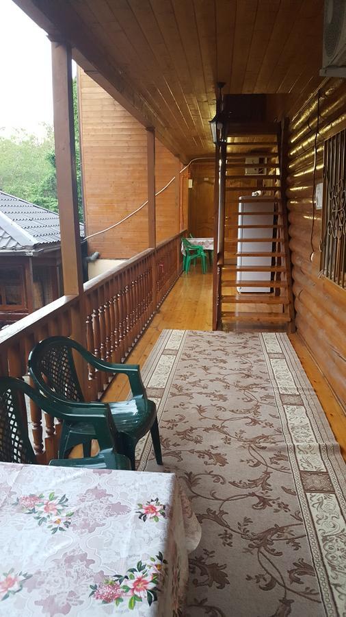 U Iriny Hotel ピツンダ エクステリア 写真