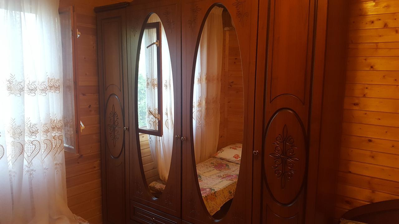 U Iriny Hotel ピツンダ エクステリア 写真